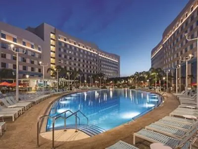Universal's Endless Summer - Surfside And 3*