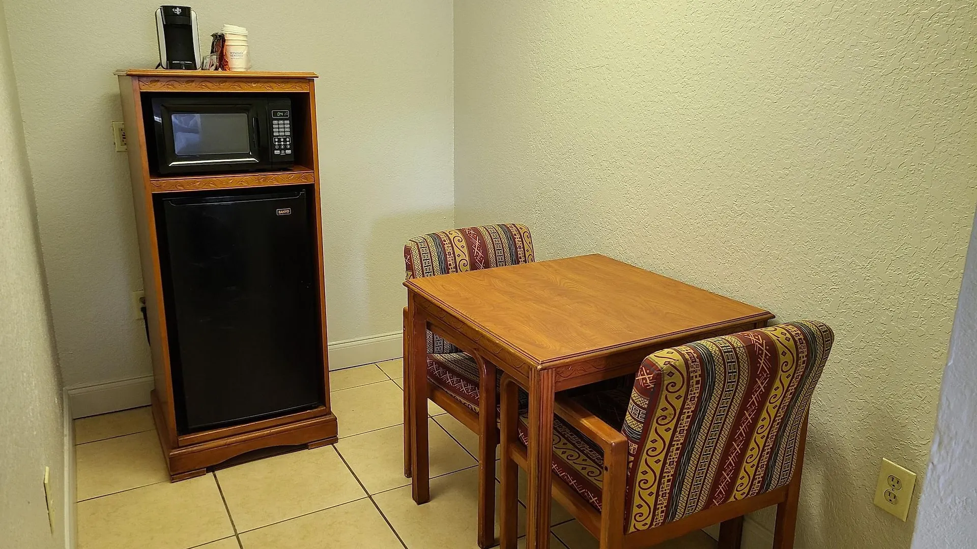 Quality & Orlando East - Ucf Area Otel 2*