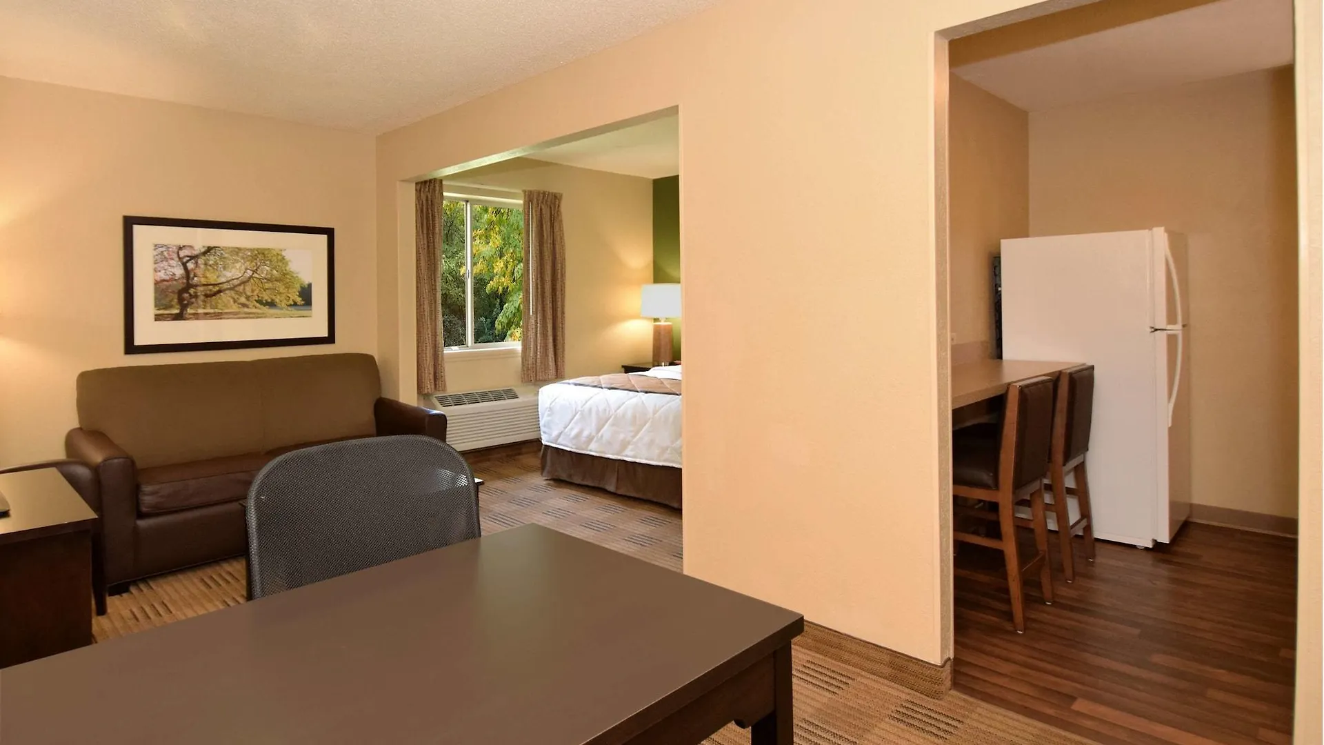 Hotel Extended America - - Theme Parks - Vineland Rd