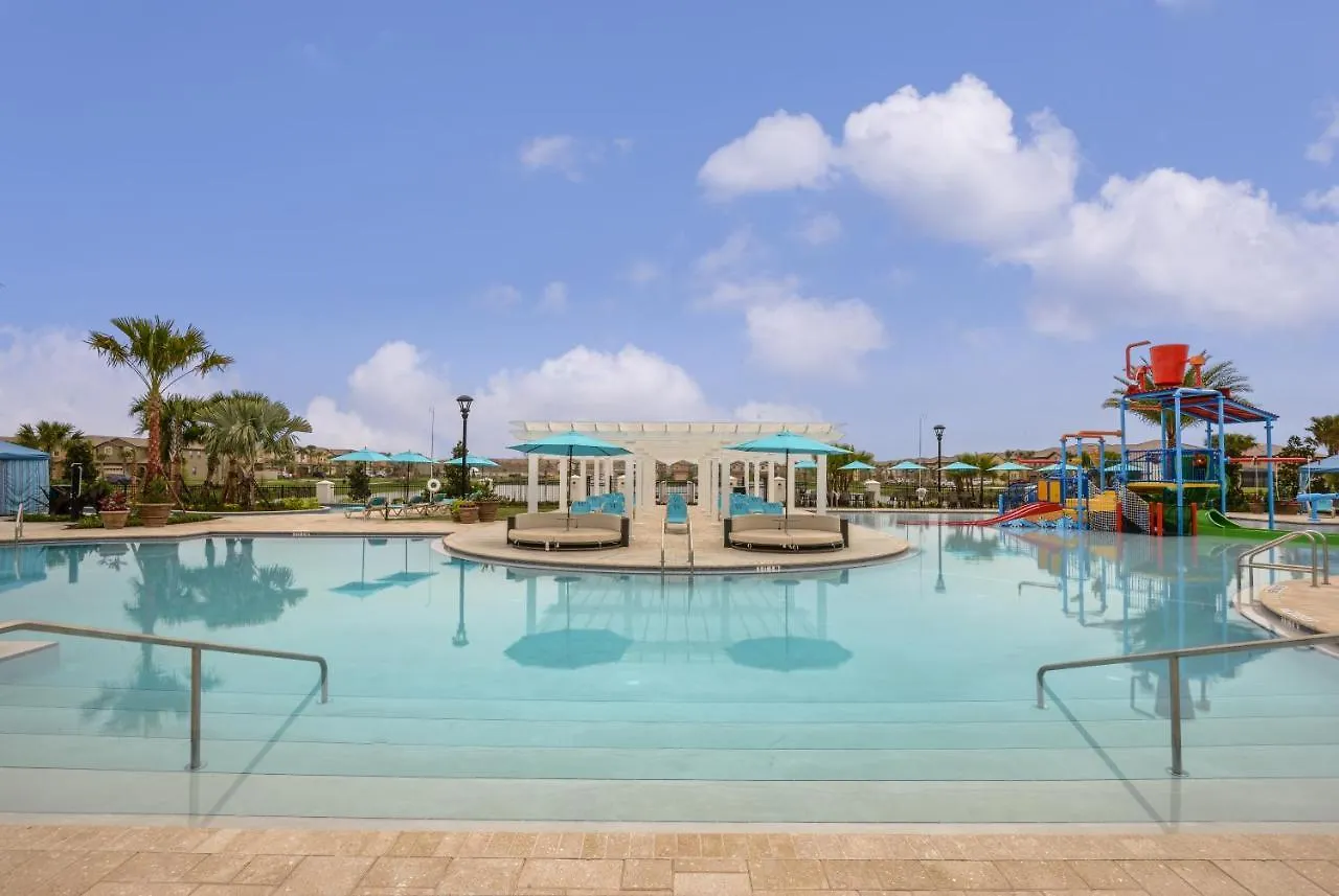 Large Wprivate Pool Game Waterpark 度假居 *
