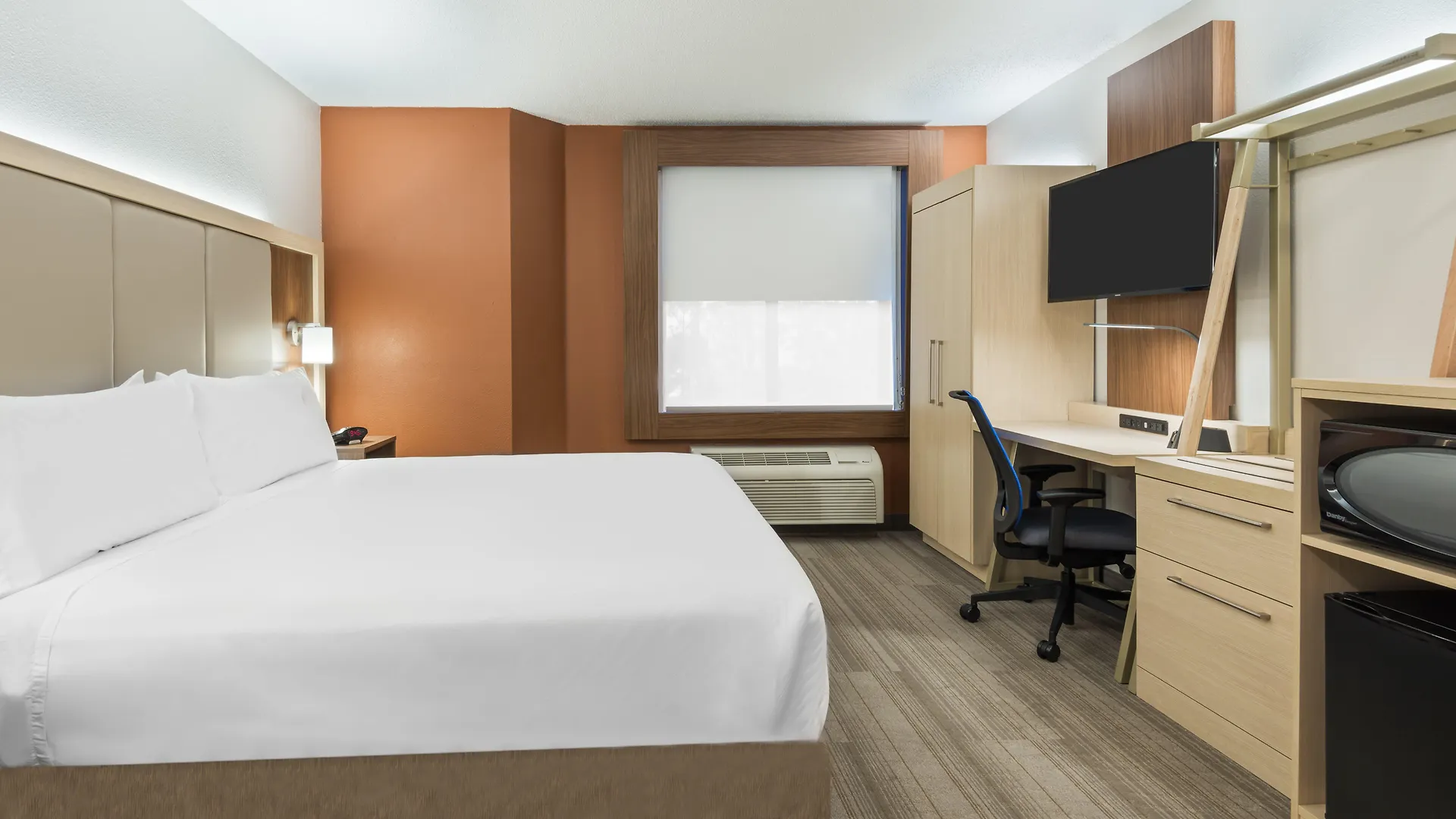 Express & - Nearest Universal By Ihg Orlando