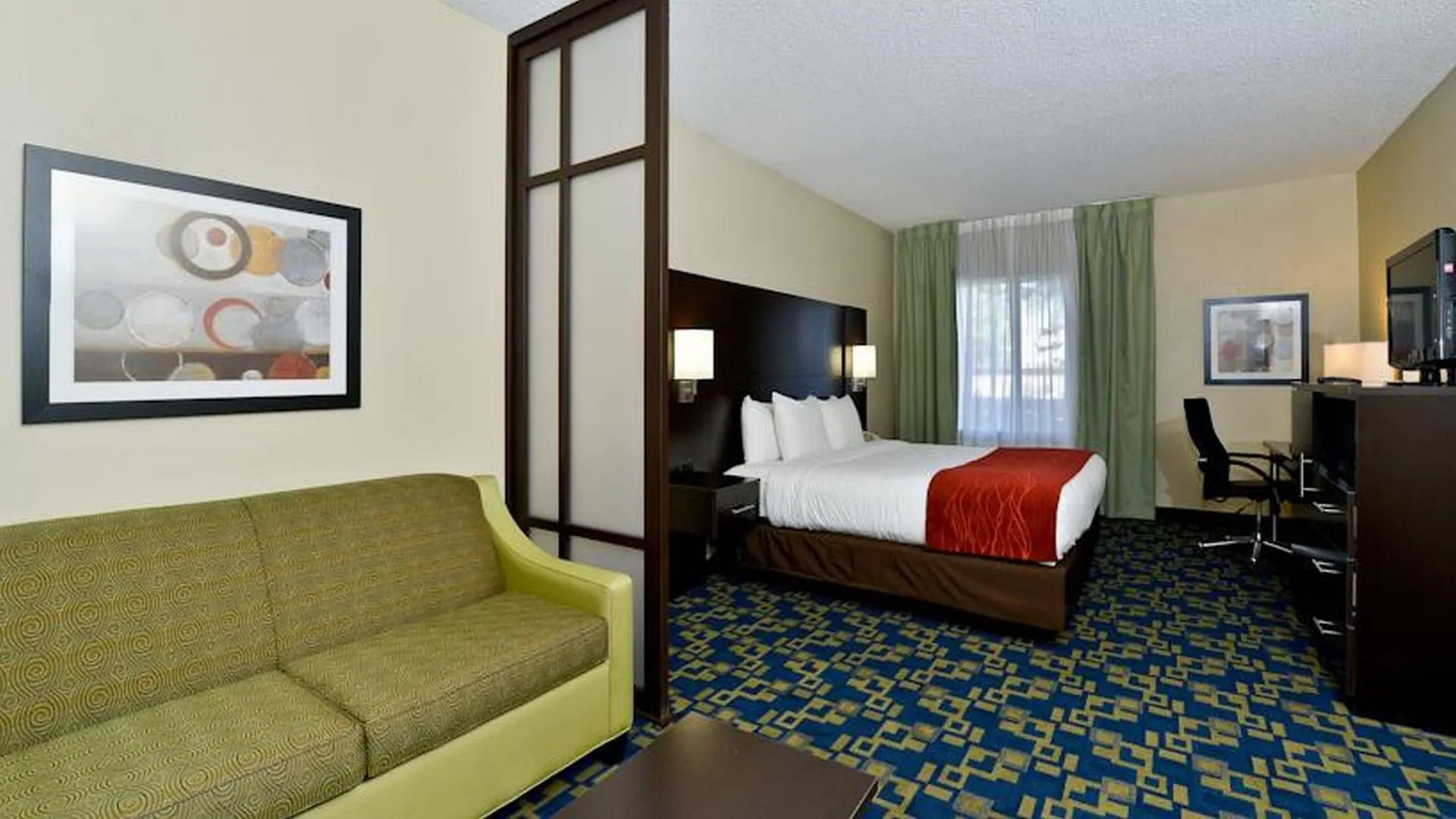 Comfort & Near Universal Resort-convention Ctr