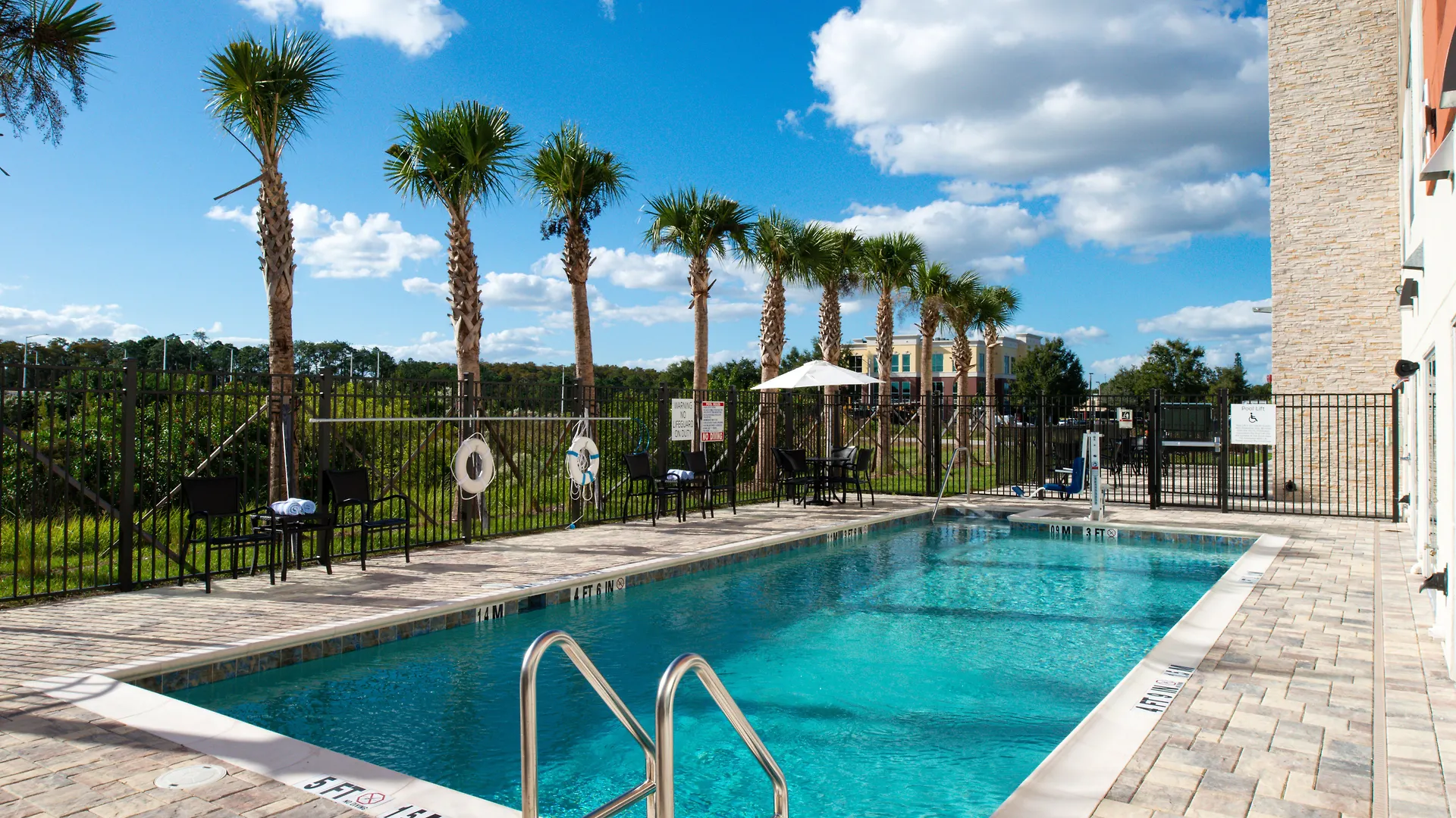 Express Orlando - South Park By Ihg Hotel