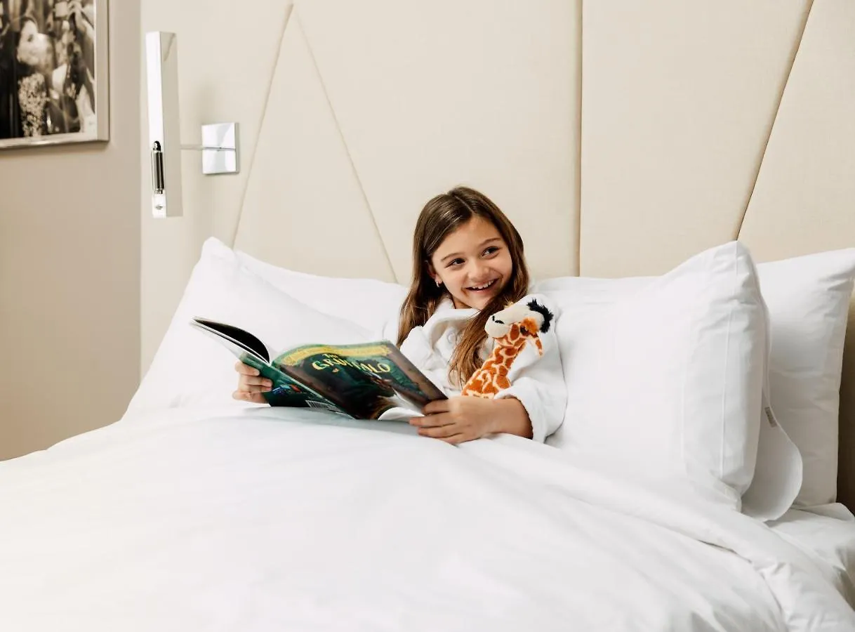 Ette Luxury & Hotell