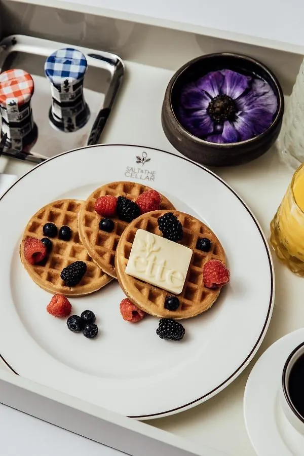 Hotell Ette Luxury & Four Corners