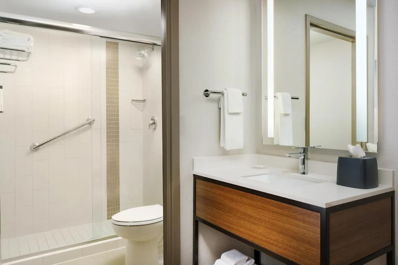 Hotell Hyatt Place Across From Universal Orlando
