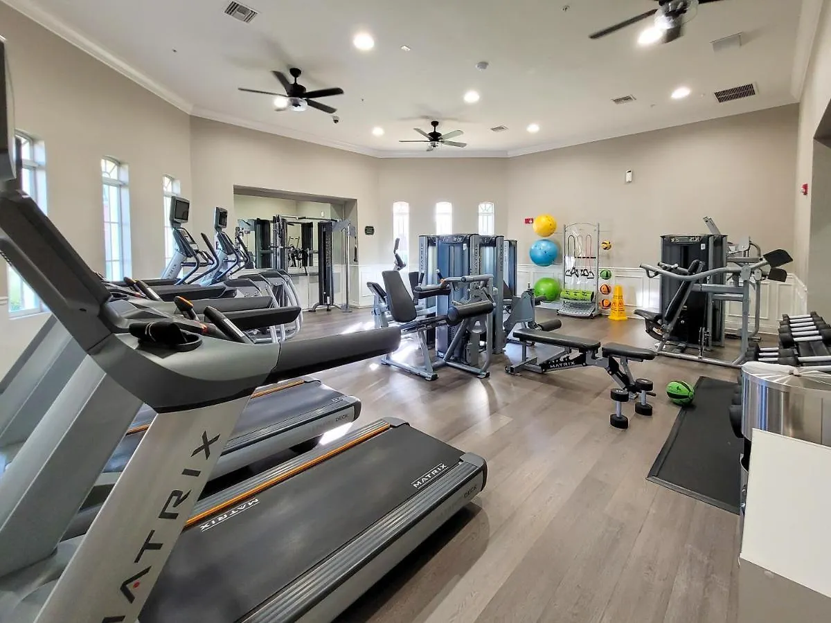 Сasa de vacaciones 3br 2bath Balcony 5min Conv Center 1410ft *