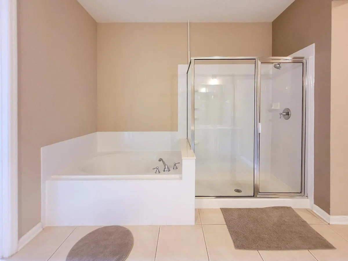 Сasa de vacaciones 3br 2bath Balcony 5min Conv Center 1410ft *
