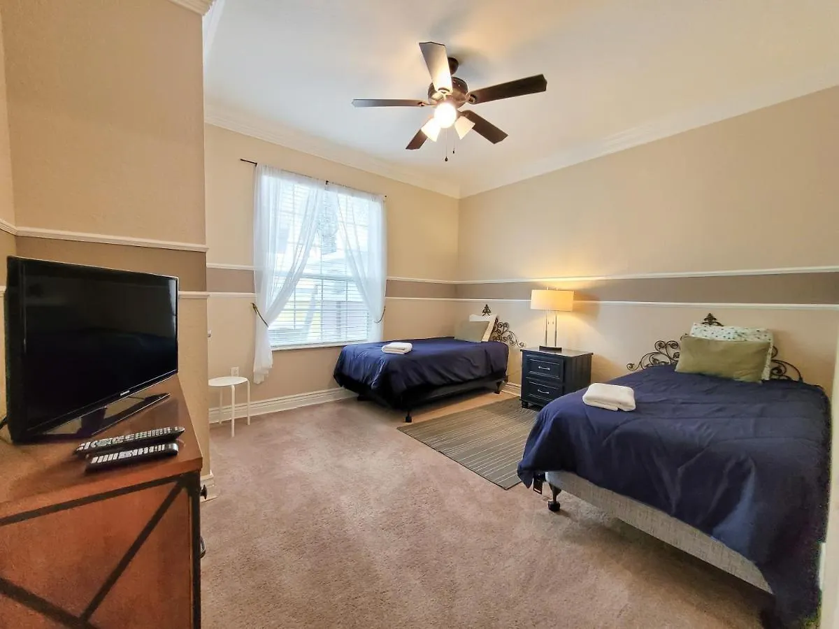 3br 2bath Balcony 5min Conv Center 1410ft Orlando