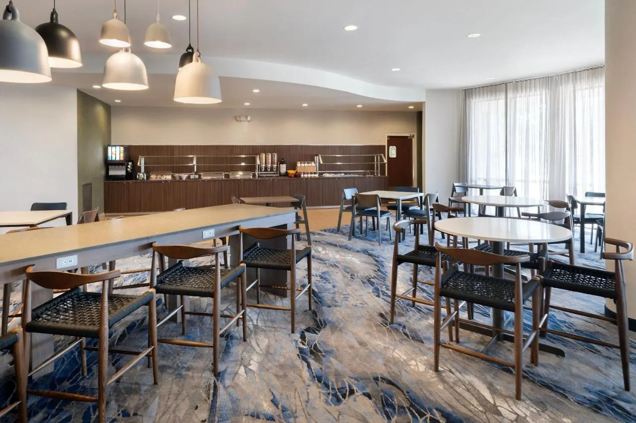 Hotel Fairfield & Orlando