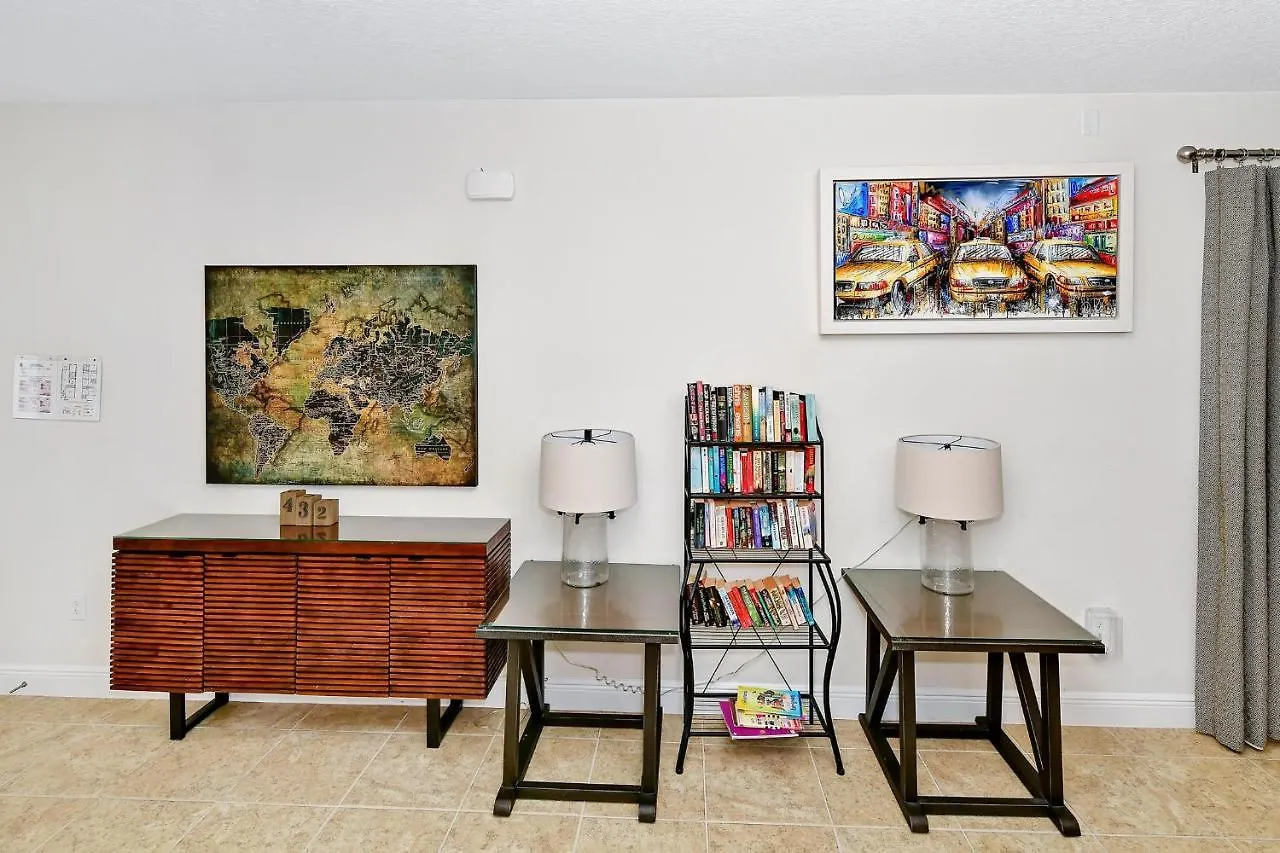 בית נופש Cozy By Rentyl Near With Private Pool & Amenities - 470b *