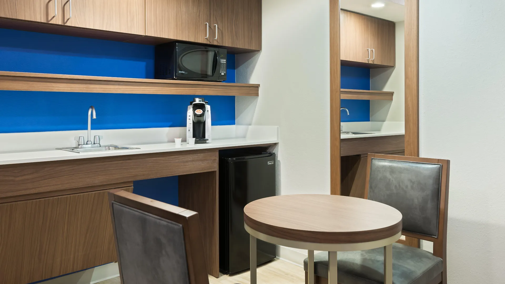Express & - Nearest Universal By Ihg 3* Orlando