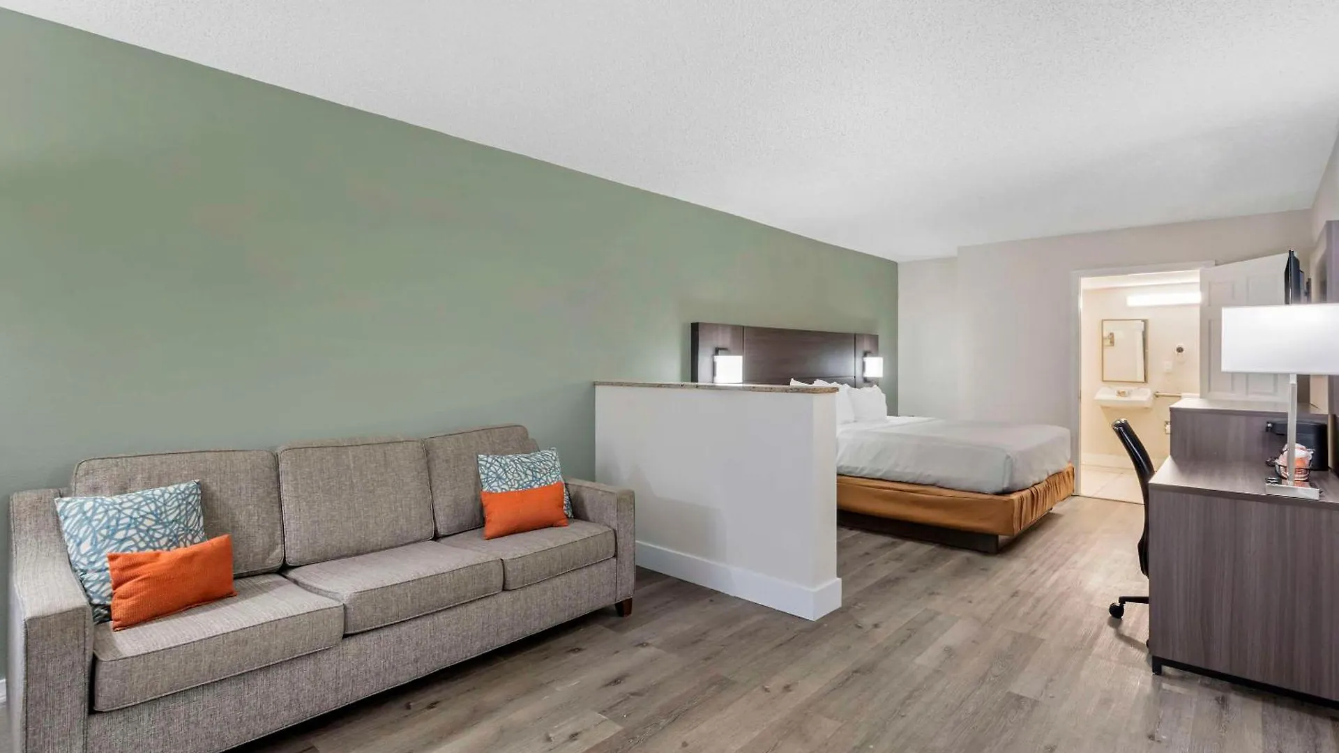 Quality & Orlando East - Ucf Area Otel Alafaya
