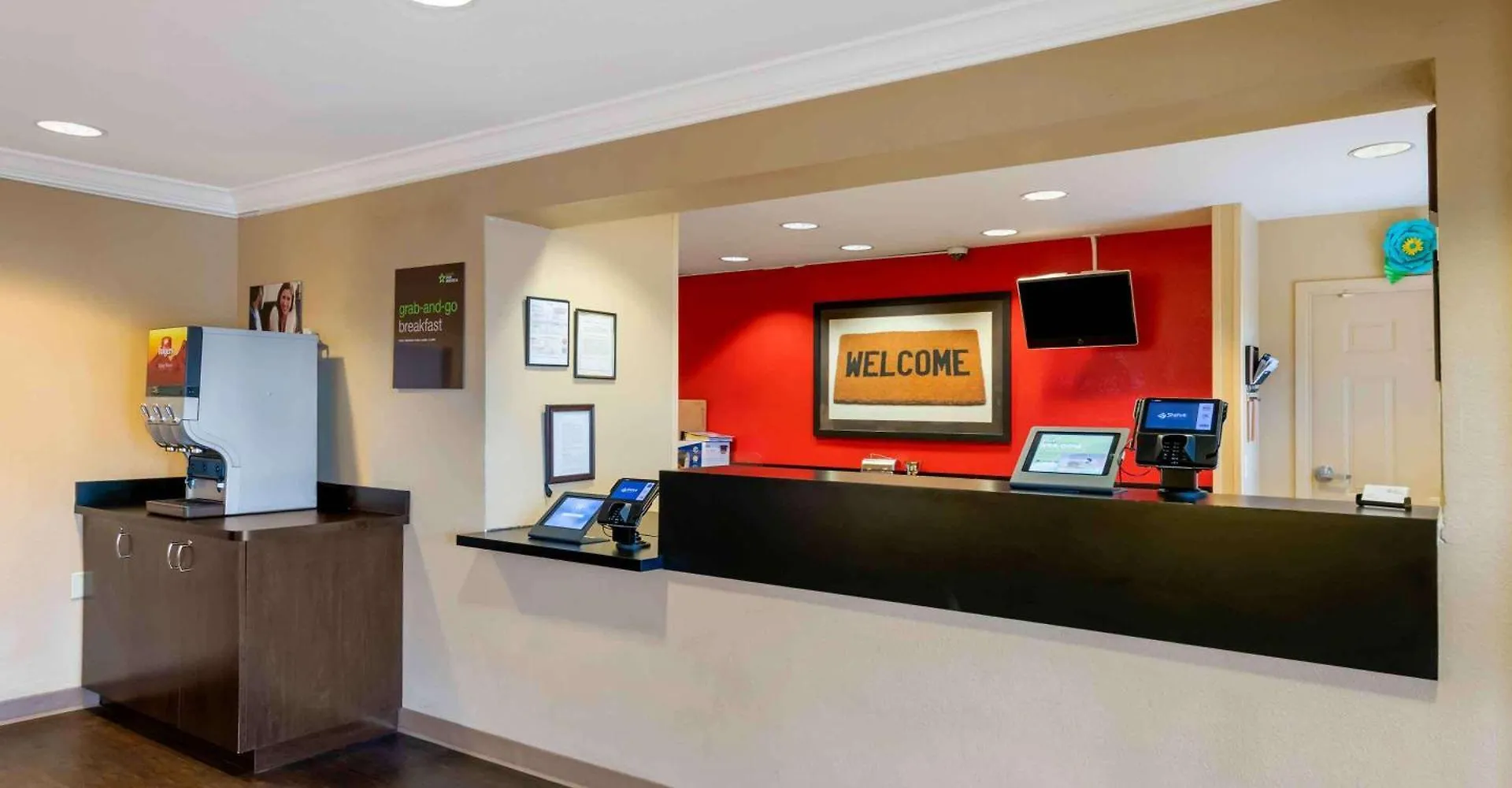 Extended America - - Theme Parks - Vineland Rd Hotel 2*