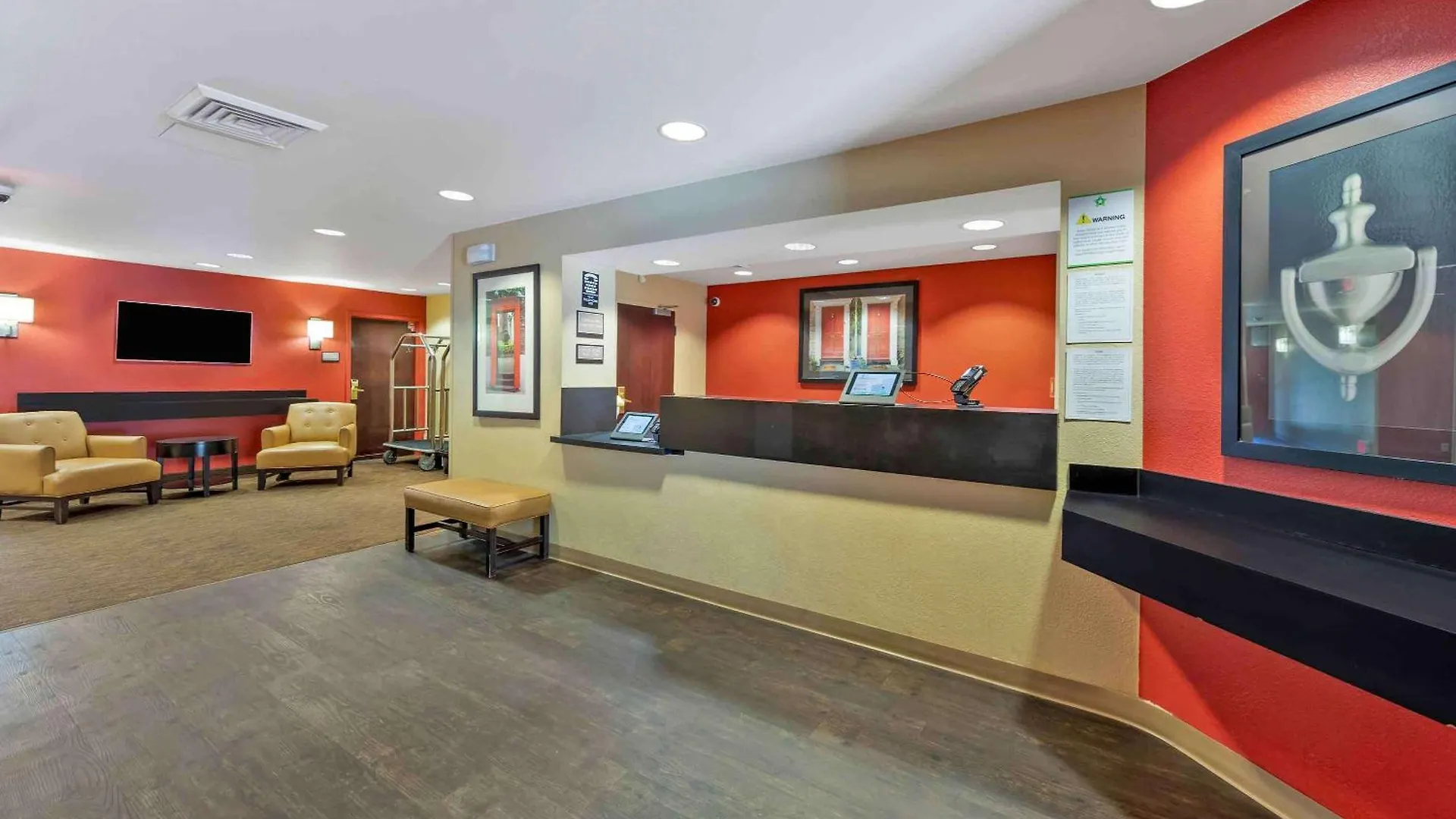 Extended America - - Theme Parks - Vineland Rd Hotel 2*
