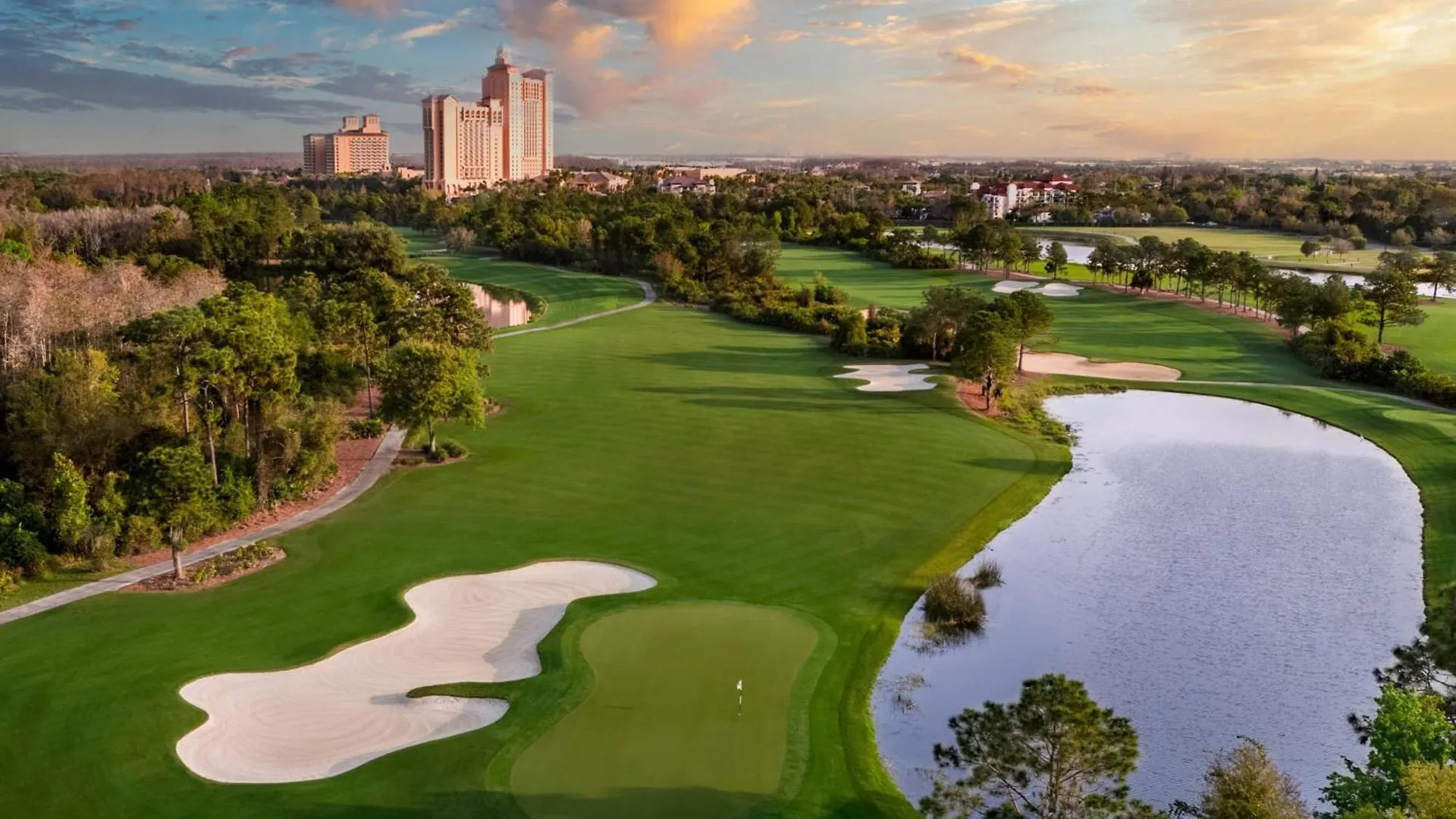 אתר נופש The Ritz-carlton Orlando, Grande Lakes