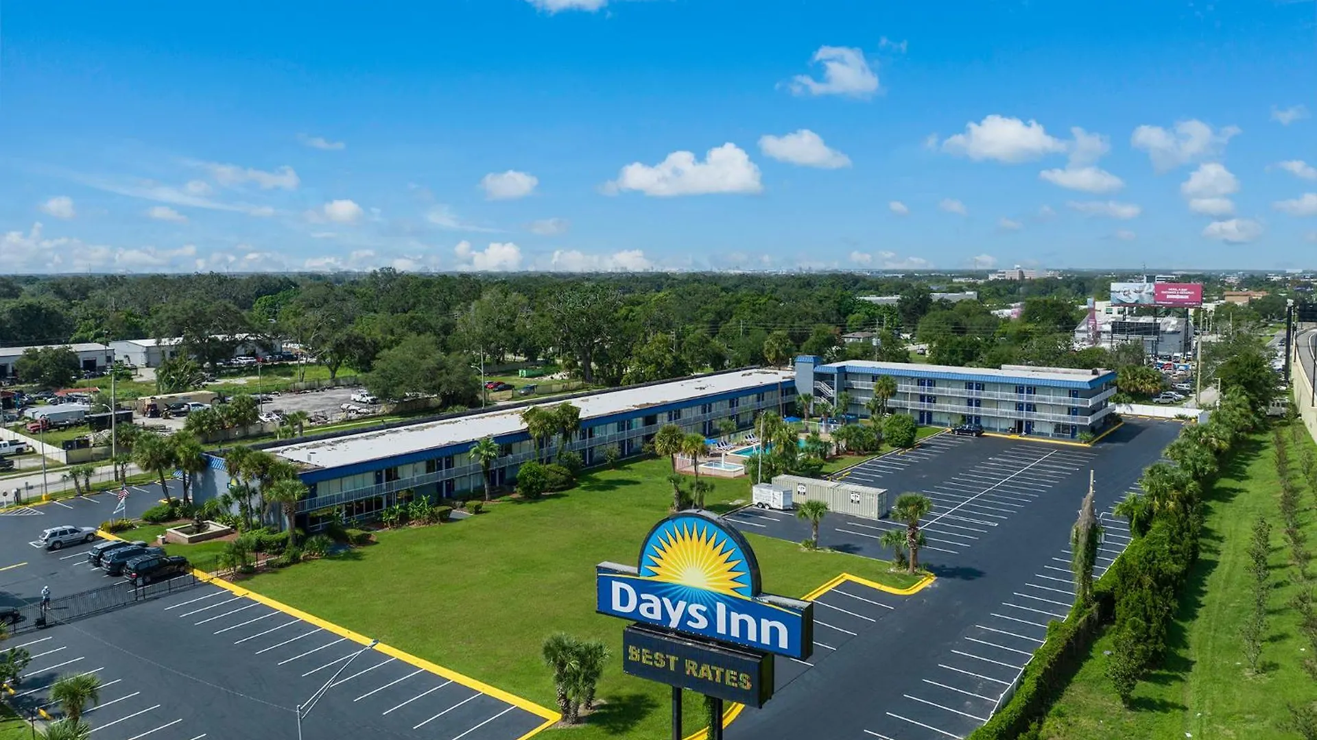 Hotel Days By Wyndham Downtown 2*