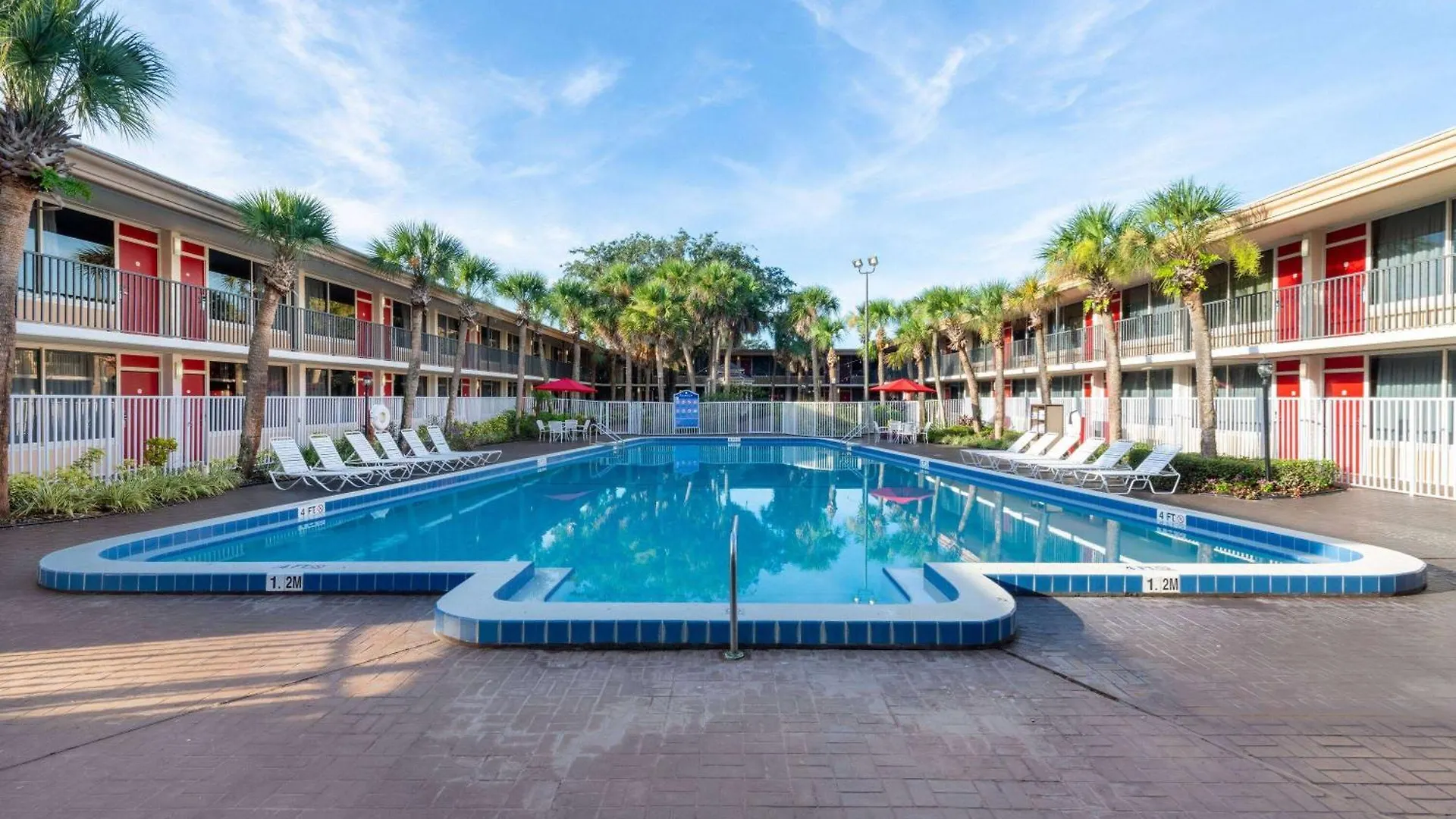 Ramada By Wyndham Kissimmee Gateway - Free Theme Park Shuttle 3* Four Corners