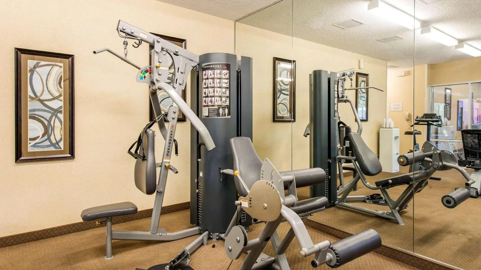 Comfort & Near Universal Resort-convention Ctr