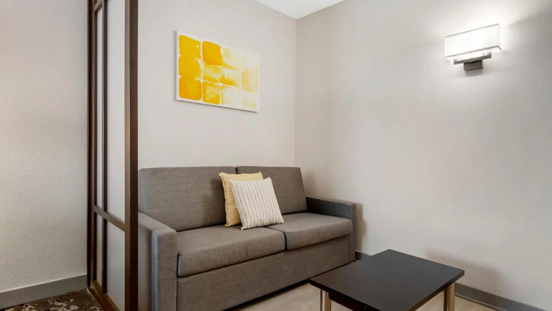 Comfort & Near Universal Resort-convention Ctr Hotel 3*