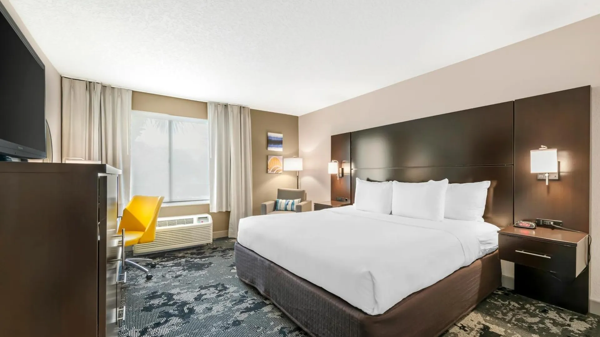 Comfort & Near Universal Resort-convention Ctr Hotel