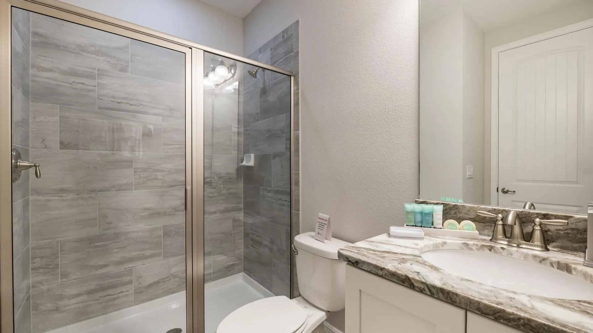 Nyaraló Fantastic Elite By Rentyl Near With Private Pool, Game Room, Movie & Amenities - 290f Orlando