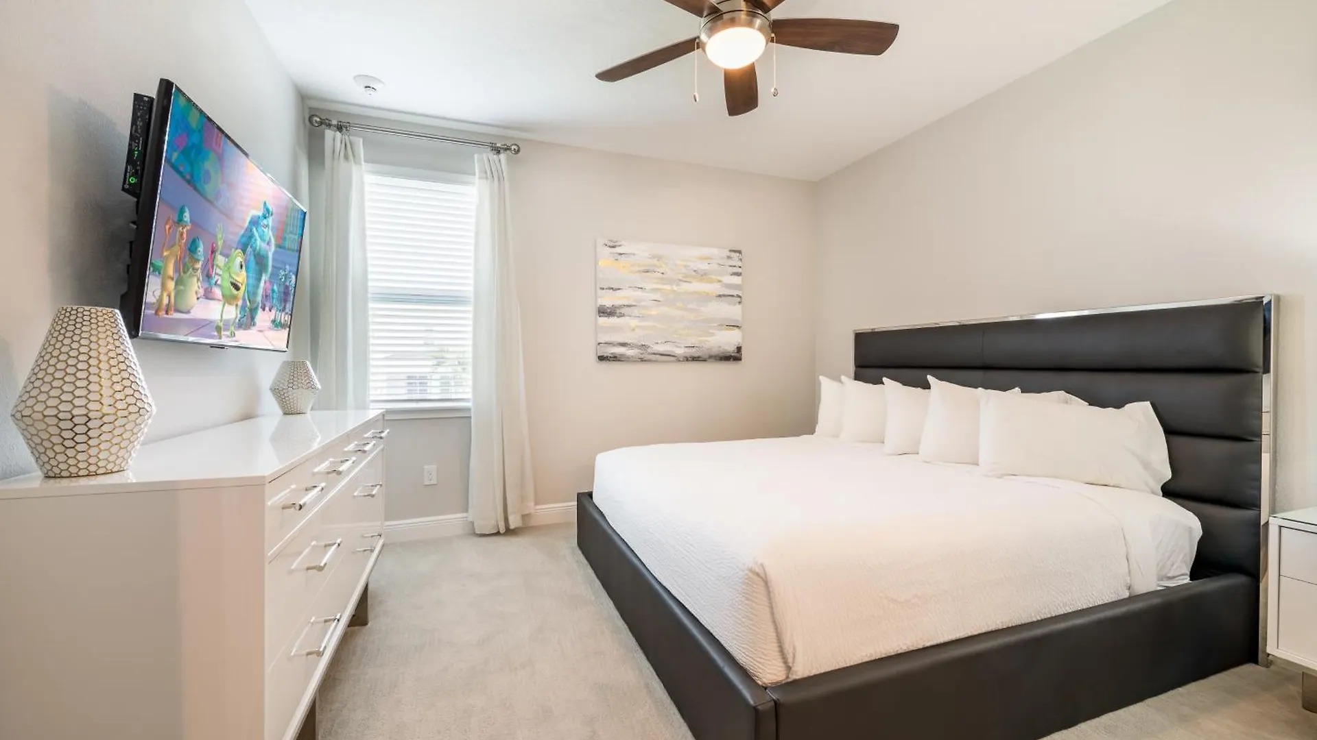 Fantastic Elite By Rentyl Near With Private Pool, Game Room, Movie & Amenities - 290f *