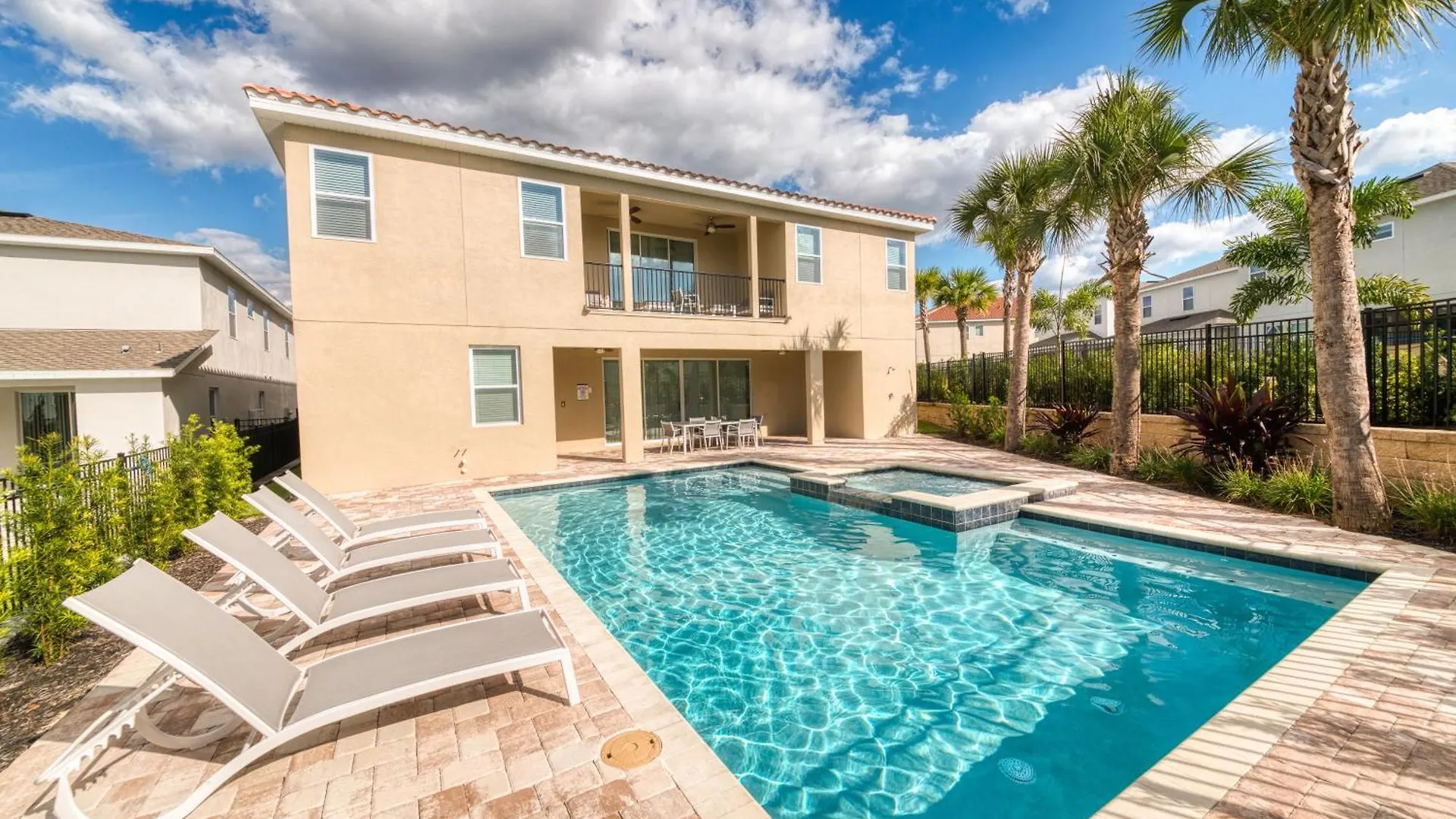 Nyaraló Fantastic Elite By Rentyl Near With Private Pool, Game Room, Movie & Amenities - 290f