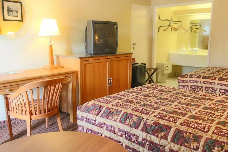 Hotel Days By Wyndham Downtown