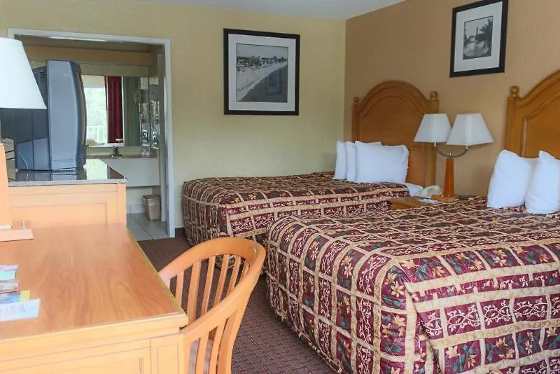 Days By Wyndham Downtown Hotel