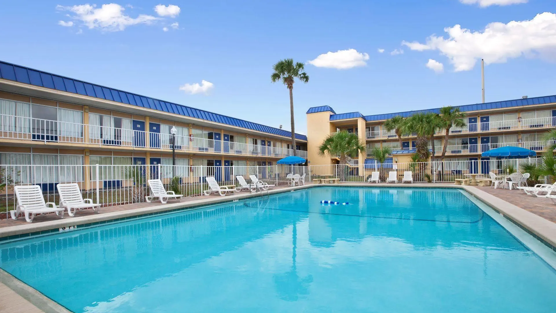 Hotel Days By Wyndham Downtown