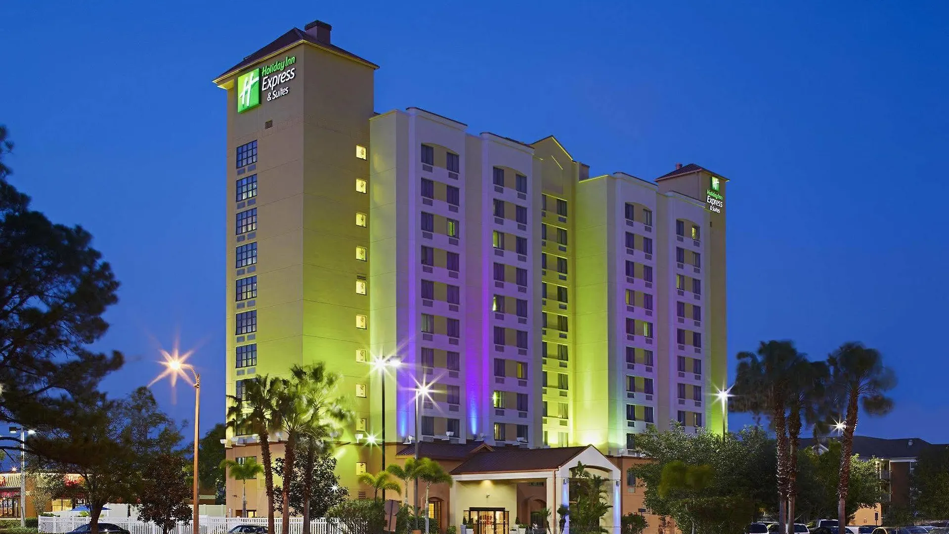 Express & - Nearest Universal By Ihg 3* Orlando