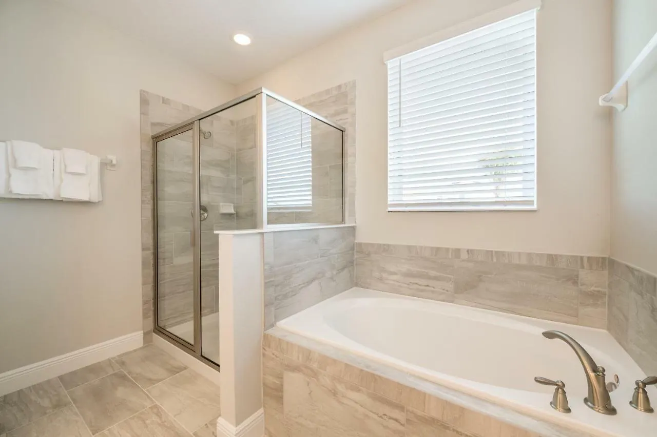 Fantastic Elite By Rentyl Near With Private Pool, Game Room, Movie & Amenities - 290f