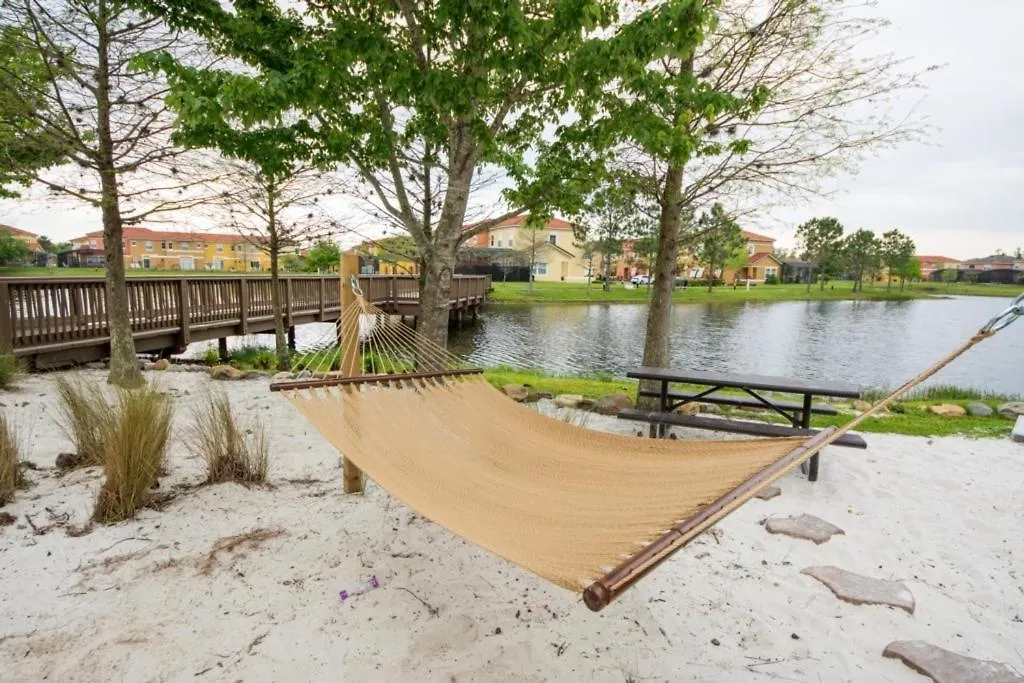 Private Pool And Bunk Beds Plenty Of Room! Townhouse * Orlando