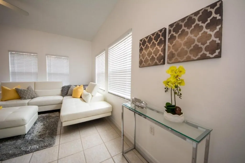 Private Pool And Bunk Beds Plenty Of Room! Townhouse Orlando