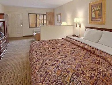 Otel Quality & Orlando East - Ucf Area