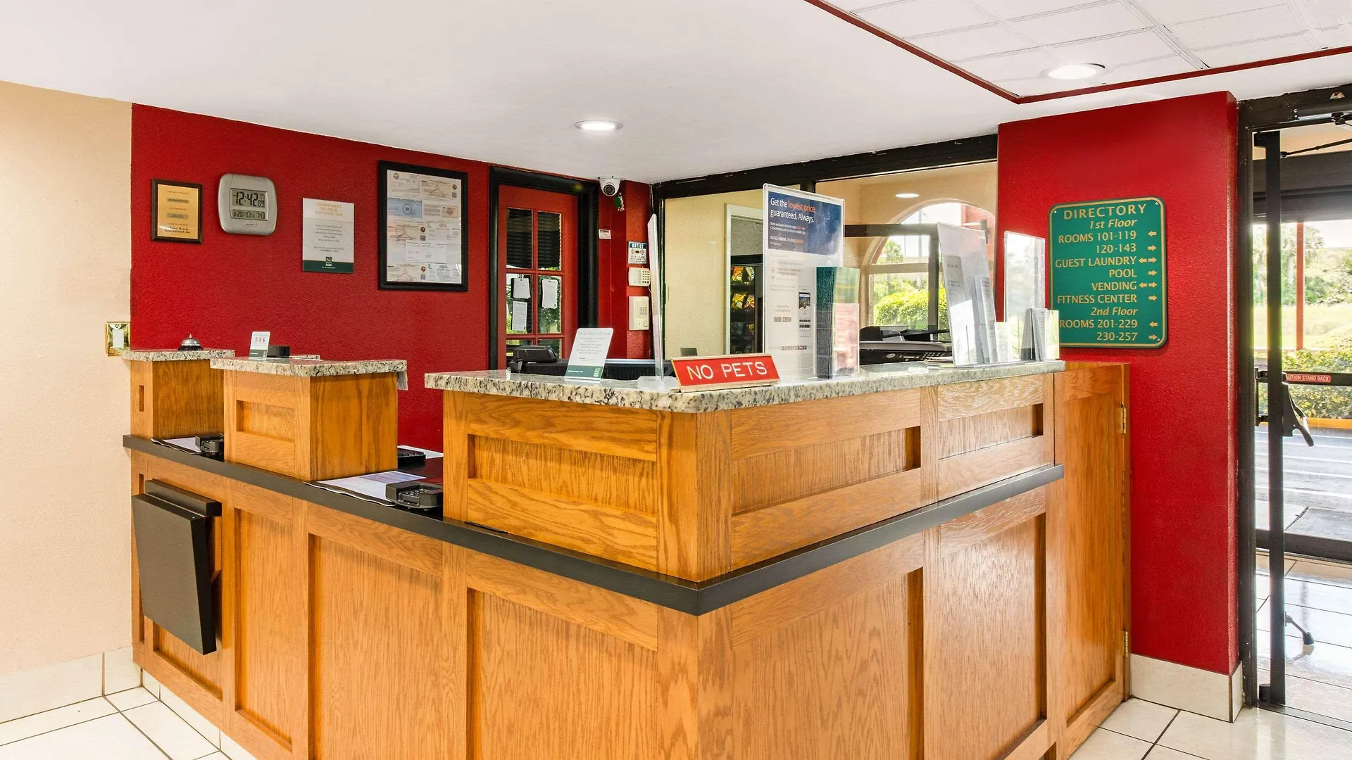 Quality & Airport Hotel 2*