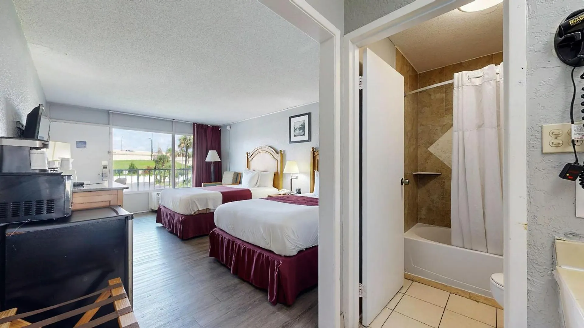 Days By Wyndham Downtown