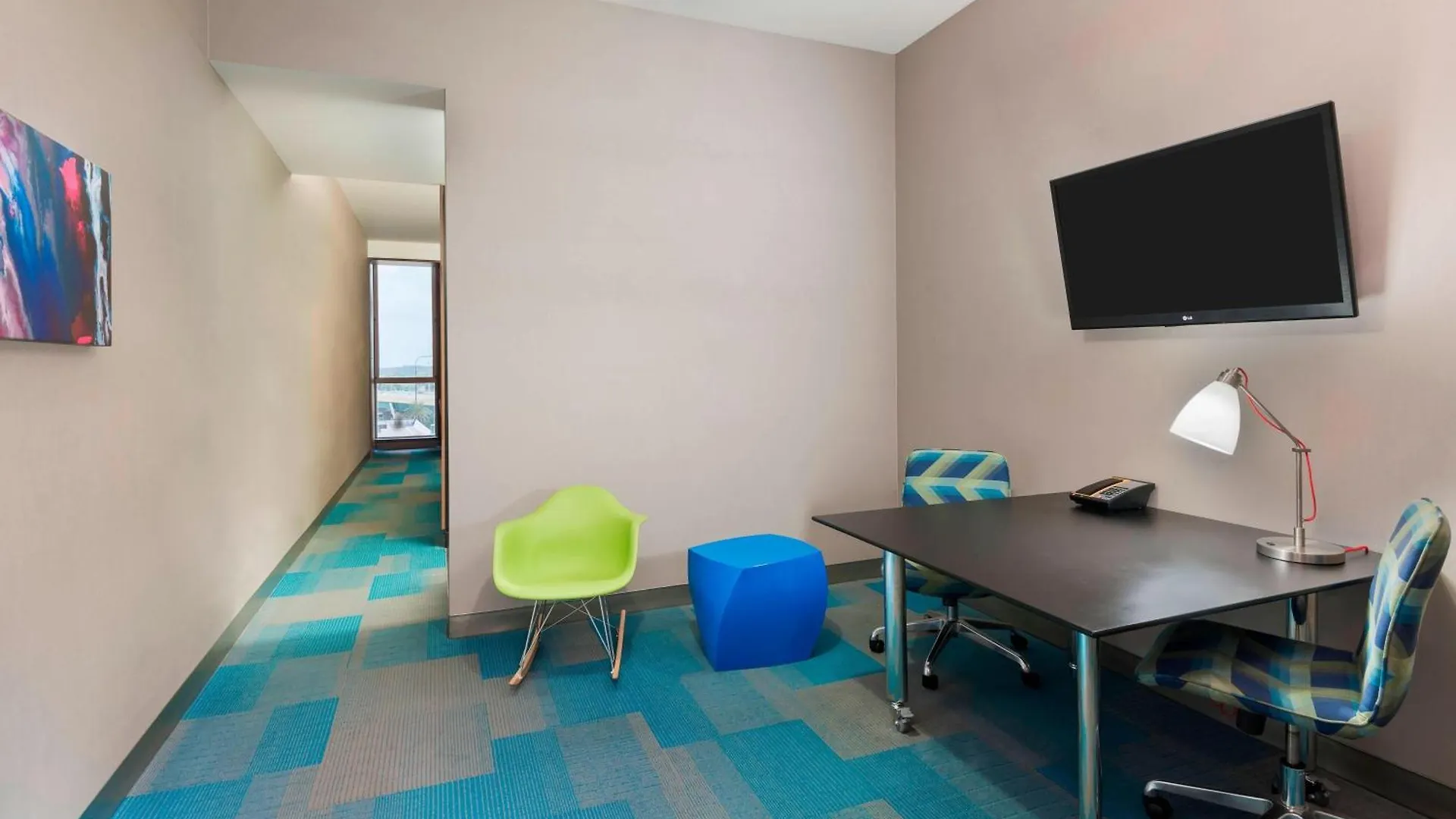 Aloft Downtown Hotel
