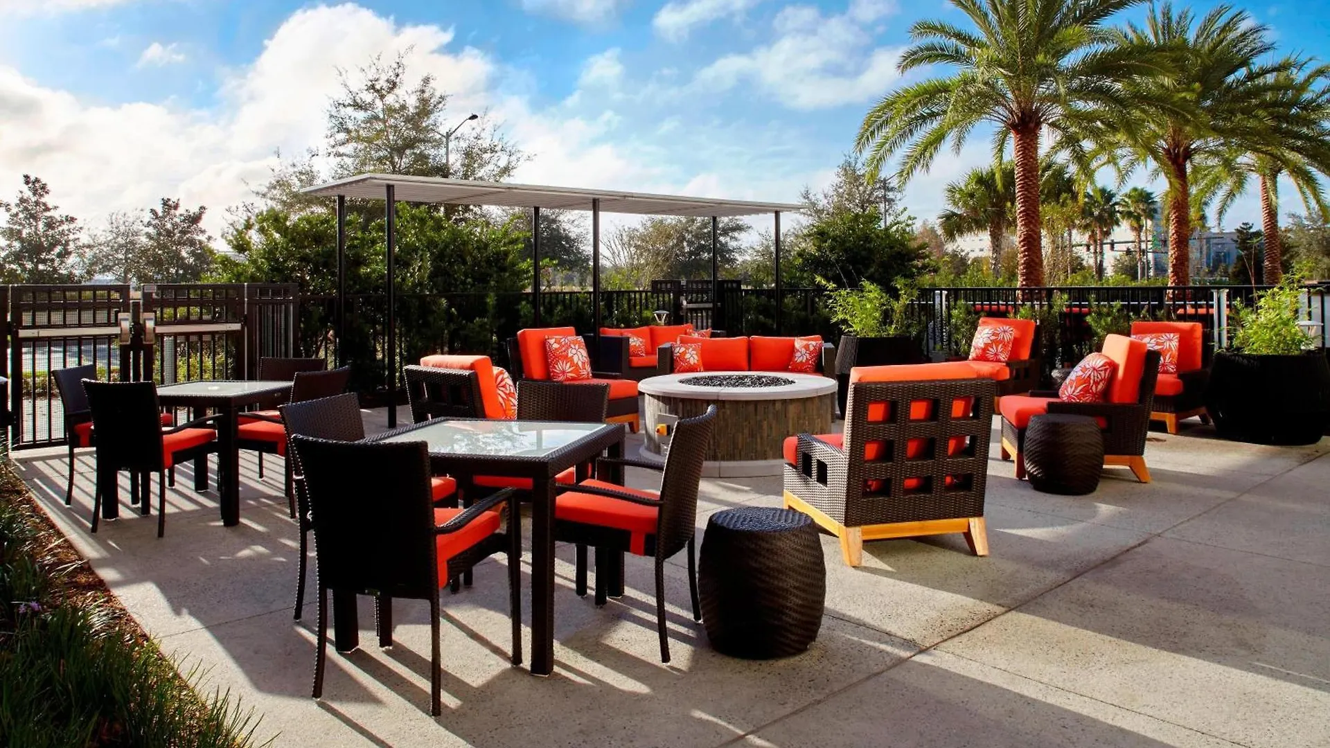 Ξενοδοχείο By Marriott Nona 3*