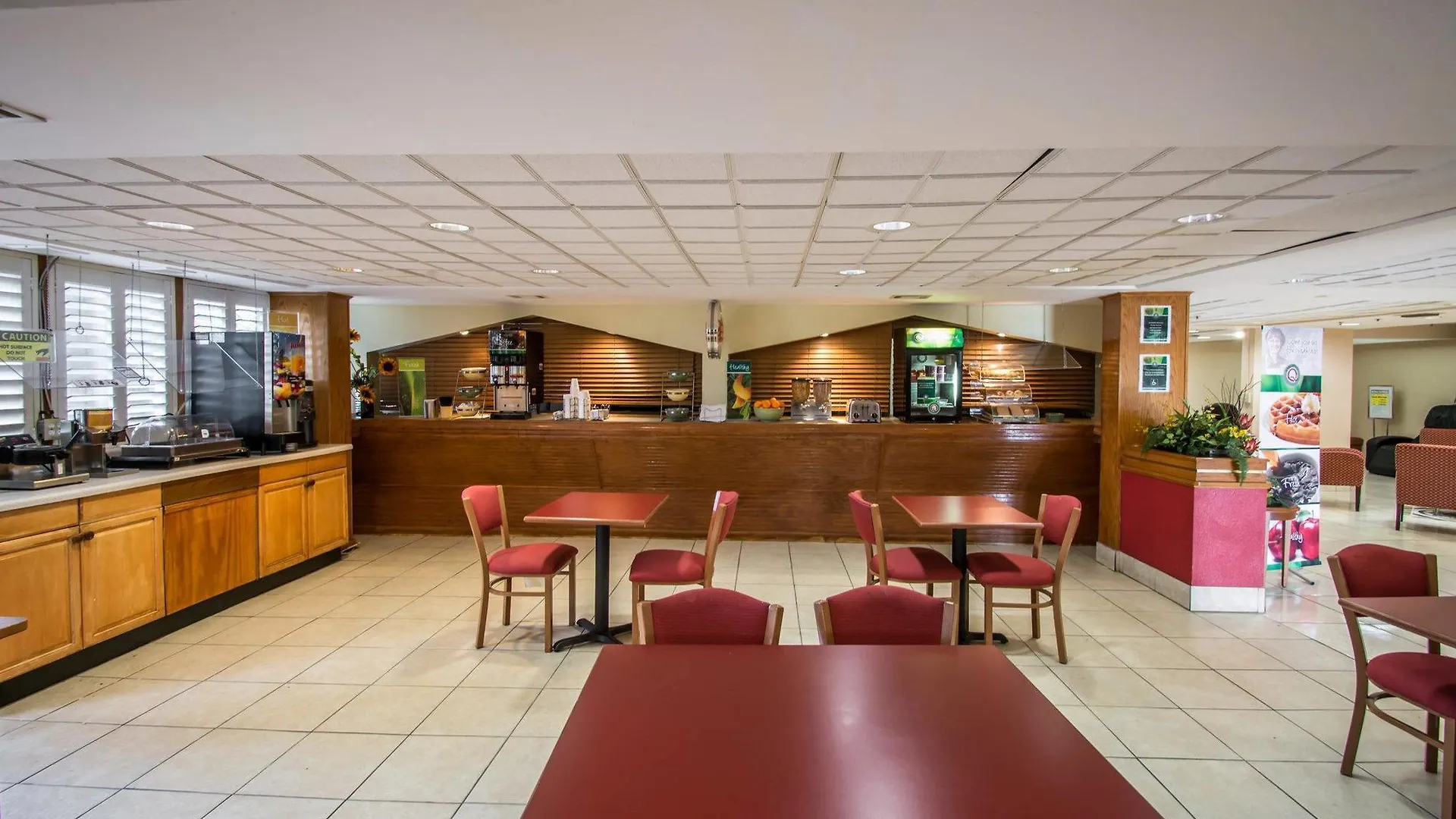 Quality & Airport Hotel