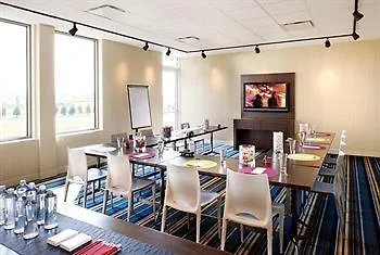 Aloft Downtown 3*