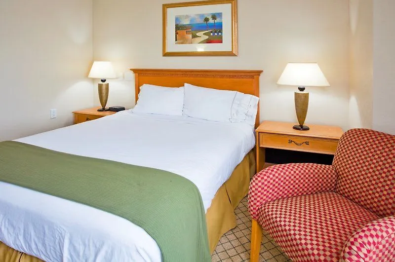 Express & - Nearest Universal By Ihg Ξενοδοχείο 3*