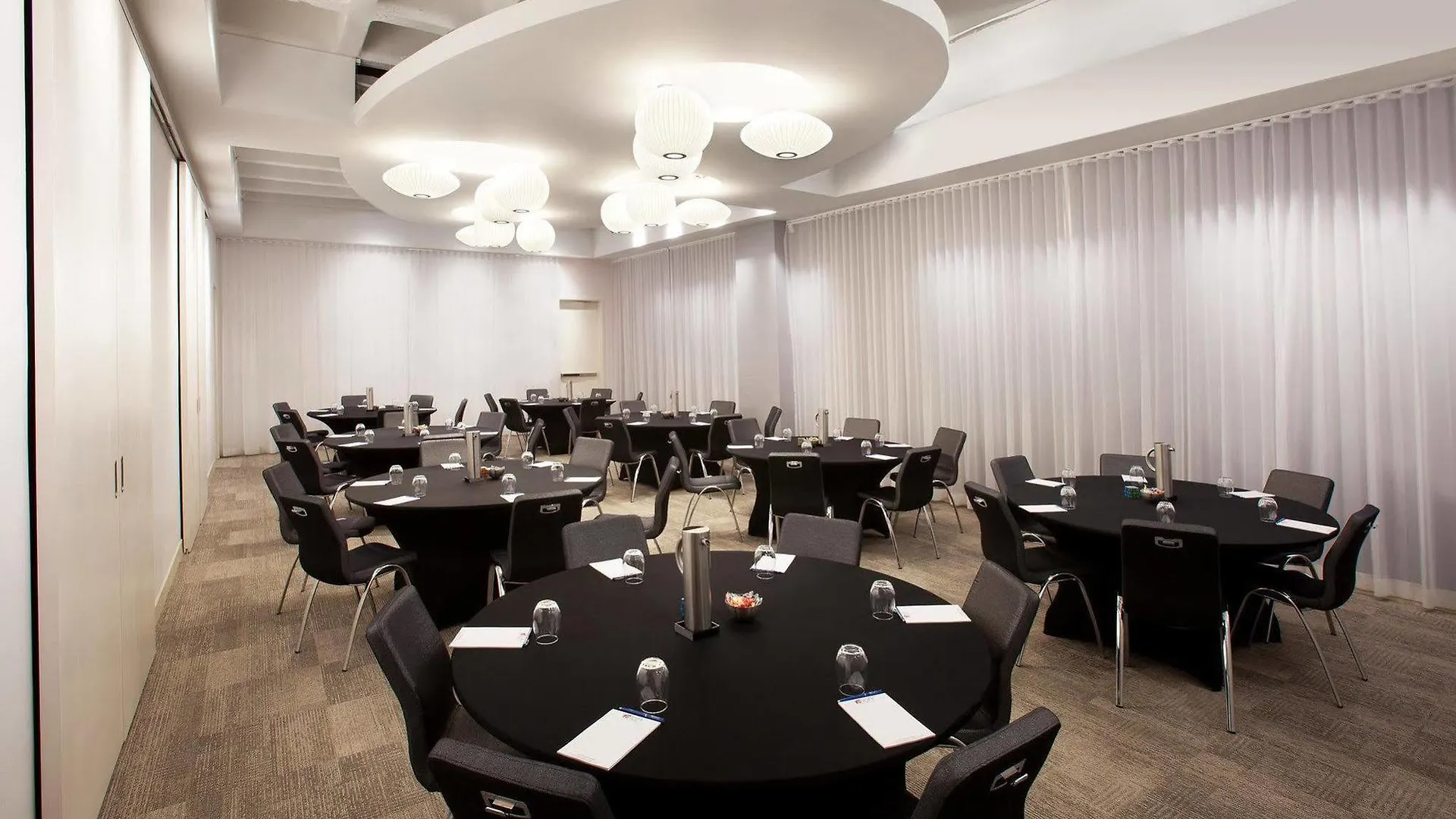 Aloft Downtown Hotel 3*