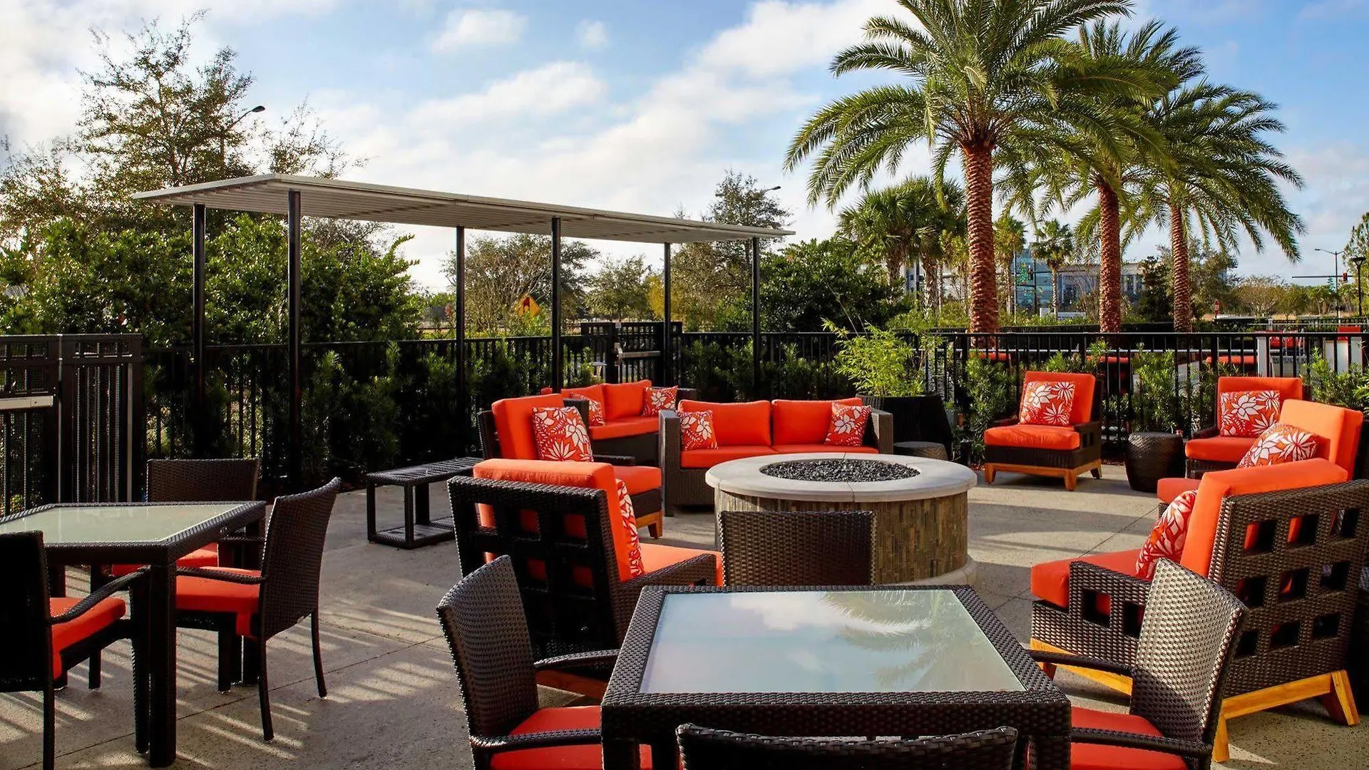By Marriott Nona