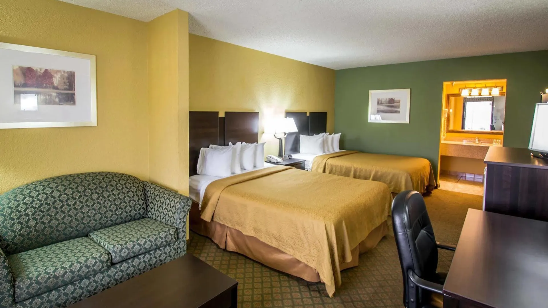 Quality & Airport 2* Orlando