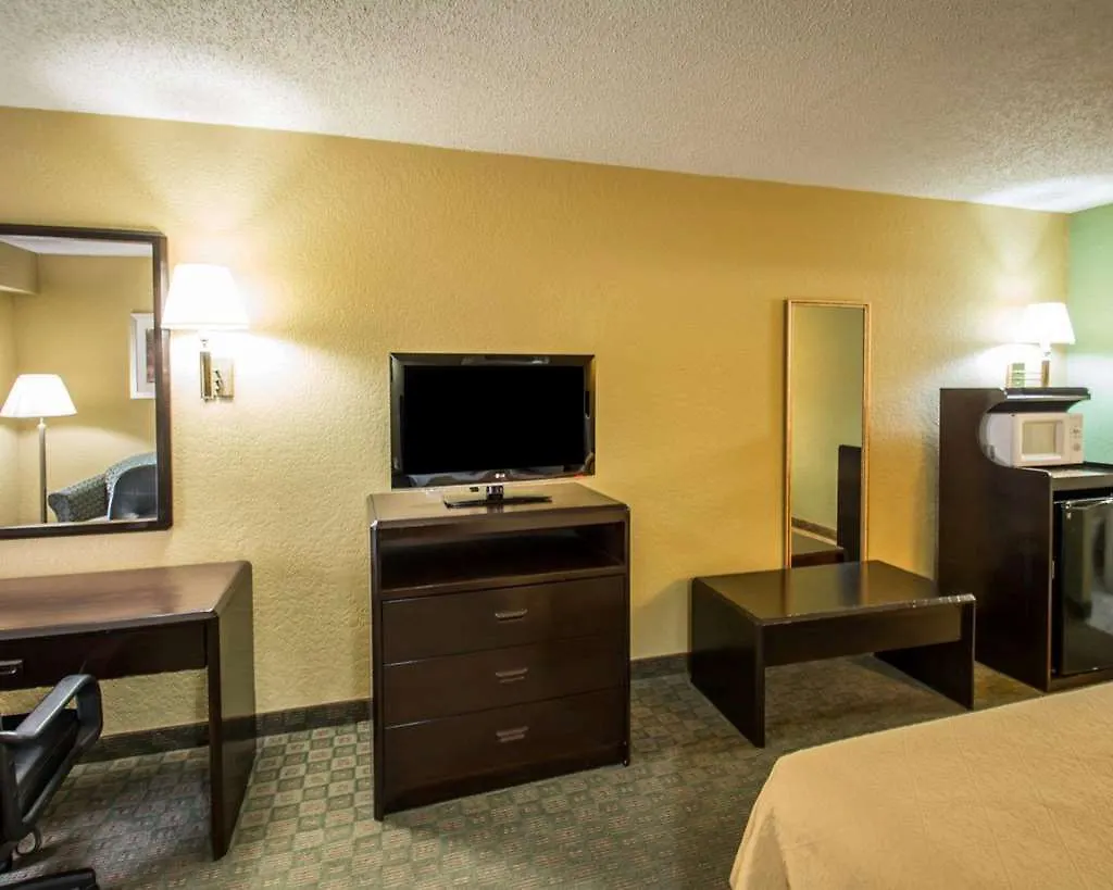 Hotel Quality & Airport