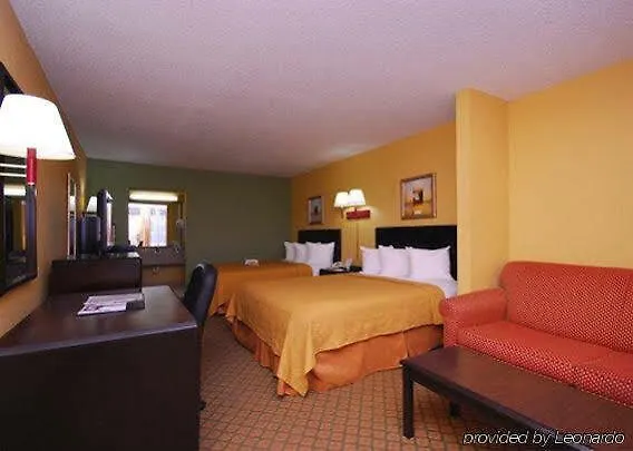 Quality & Airport Hotel