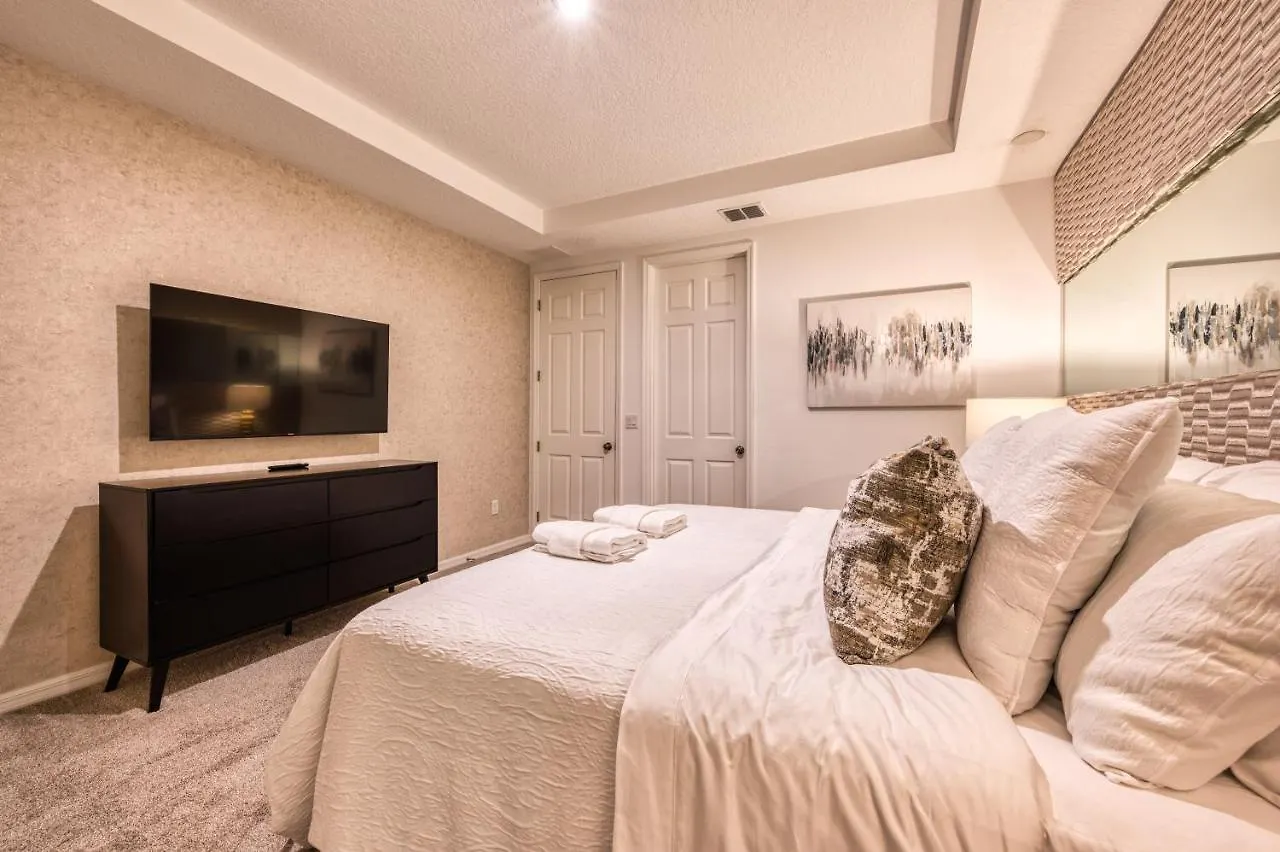 Villa Elegant Brand New Nine Bedrooms House With Private Pool At Solara 8929 *