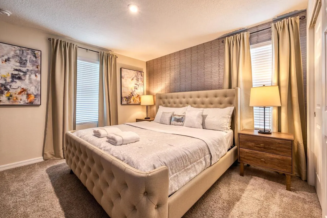 Elegant Brand New Nine Bedrooms House With Private Pool At Solara 8929 Villa *